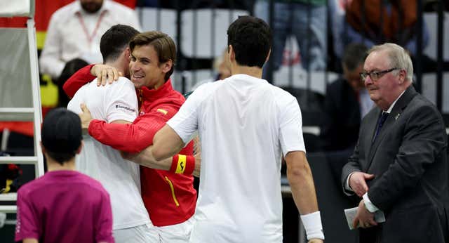 España aplasta a Suiza y esquiva a Djokovic en la segunda ronda de la Copa Davis