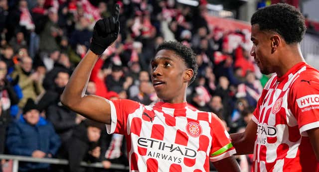 Asprilla pone la primera piedra del regreso a Europa del Girona