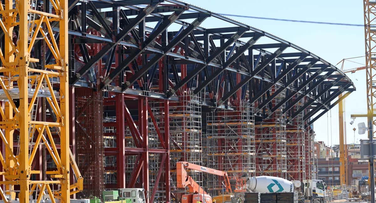 La estructura exterior es la que permitirá sostener la cubierta. /AFP