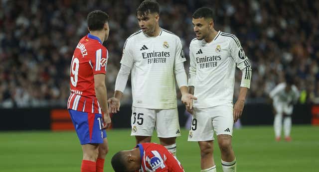 Real Madrid TV arde y se planta tras el penalti a favor del Atlético: «¡Esto es lo que quiere Medina Cantalejo y el fútbol español!«
