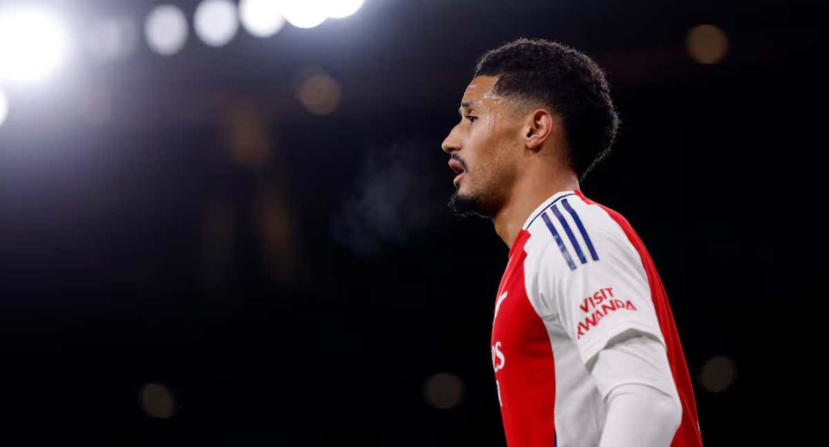 Saliba, durante un partido del Arsenal./REUTERS