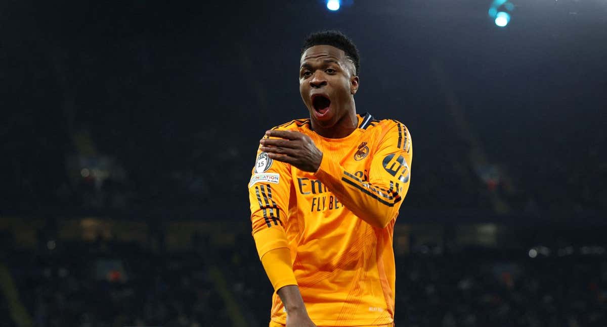 Vinicius celebra un gol en el Manchester City-Real Madrid./Reuters