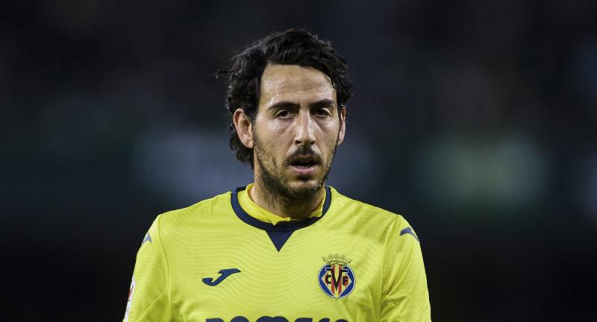 Dani Parejo en un partido con el Villarreal C.F