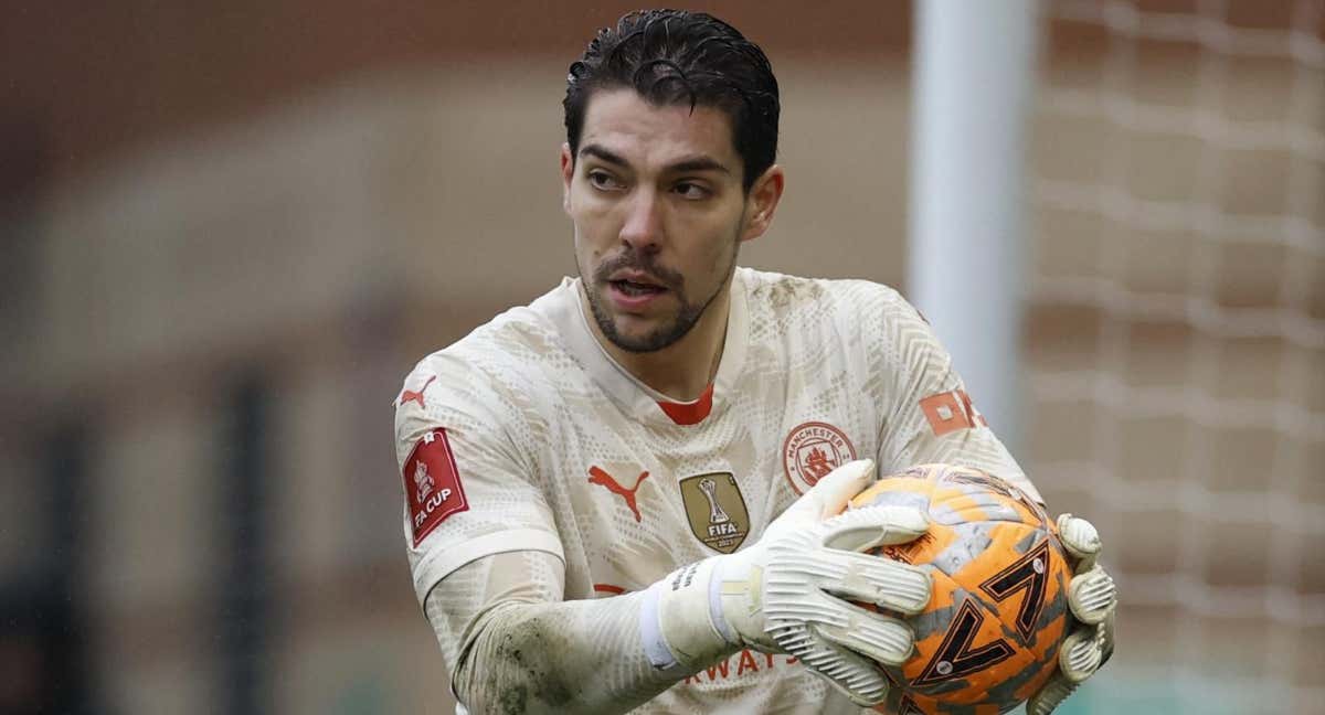 Stefan Ortega en un partido con el Manchester City. /REUTERS