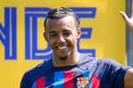 El intermediario que cerró la operación de Jules Koundé reclama un impago de tres millones al Barcelona