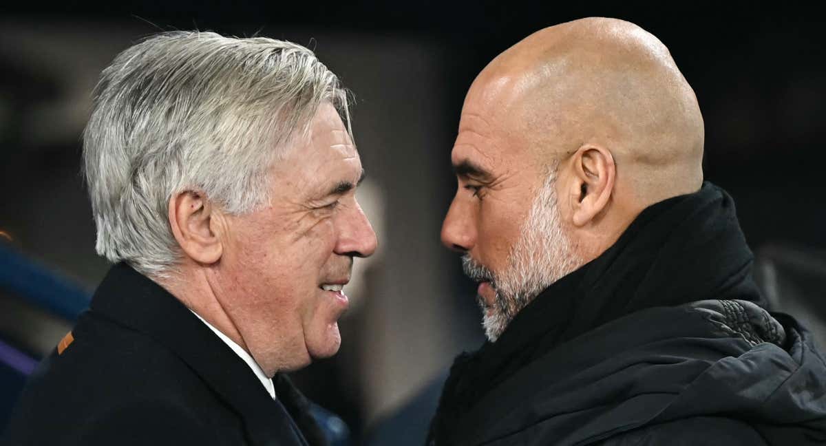 Carlo Ancelotti saluda a Pep Guardiola. /AFP