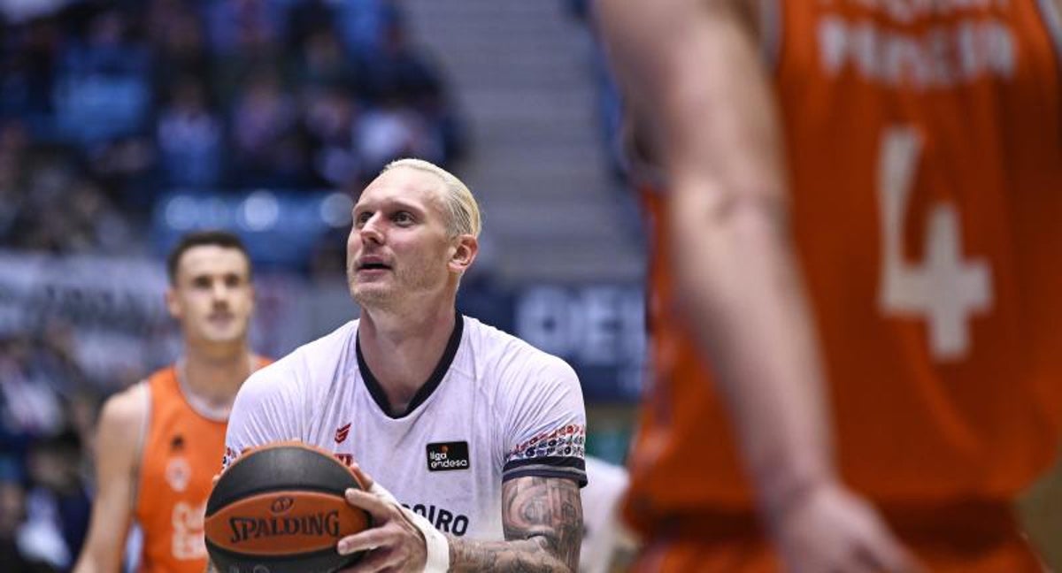 Janis Timma, durante su etapa en el baloncesto español.