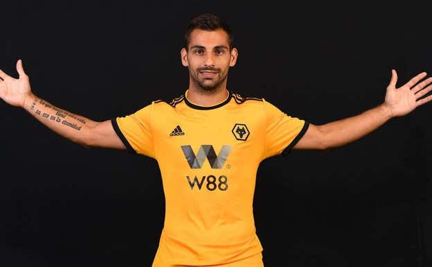 Jonny Otto, con la camiseta del Wolves.  WOLVES