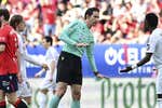 Munuera Montero y el VAR desquician al Real Madrid: expulsó a Bellingham y los blancos reclamaron cuatro penaltis