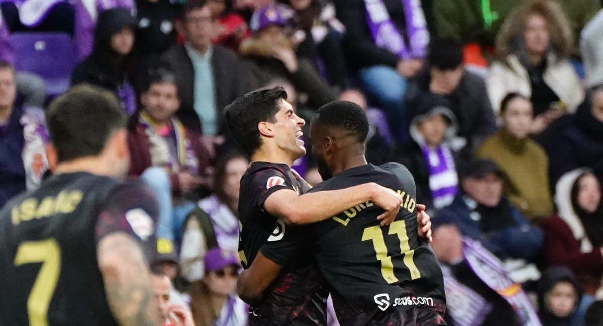 El Sevilla celebra su primer gol en Valladolid./SFC