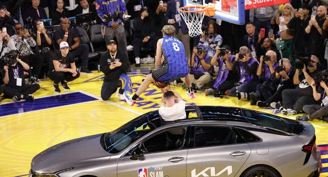 Mac McClung hace historia y sella el primer triplete en el concurso de mates de la NBA