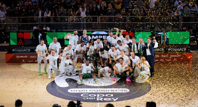 Un plan que nació en 2022 explica el secreto del éxito de Unicaja: “Yo no me olvido de lo mal que lo pasamos…”