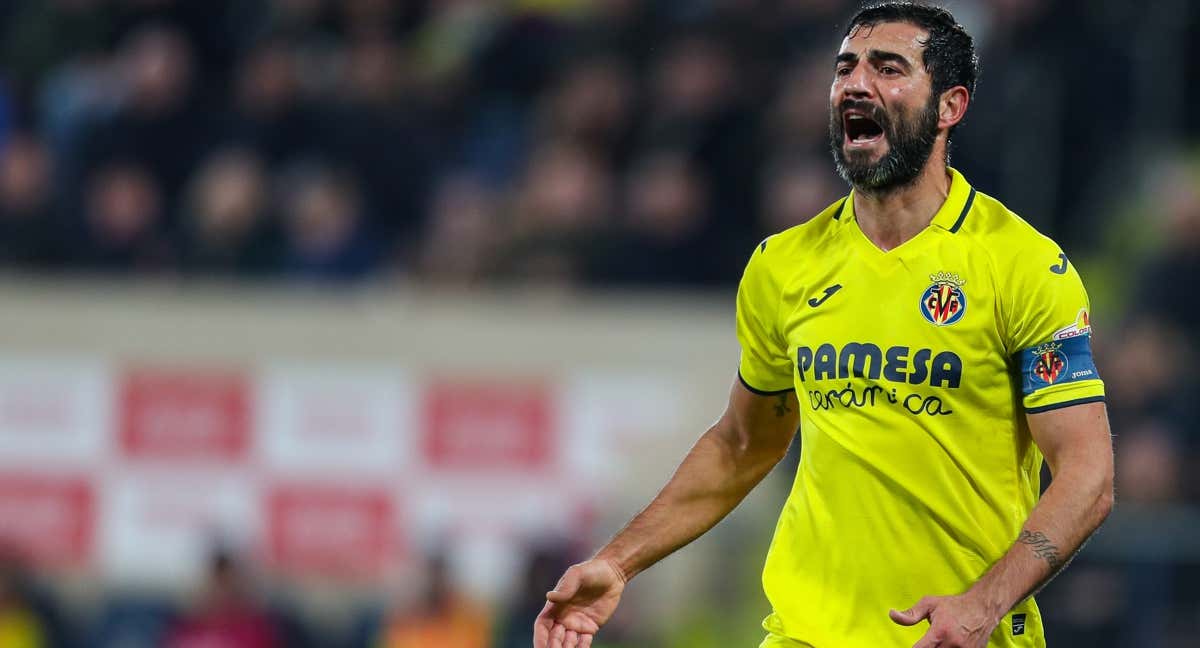 Albiol, en un partido reciente del Villarreal. /EFE