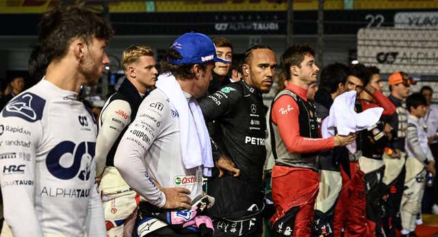 Una excepción en Londres entre las concesiones de los equipos y el paripé de los pilotos: «No me gusta esto, preferiría estar en casa»
