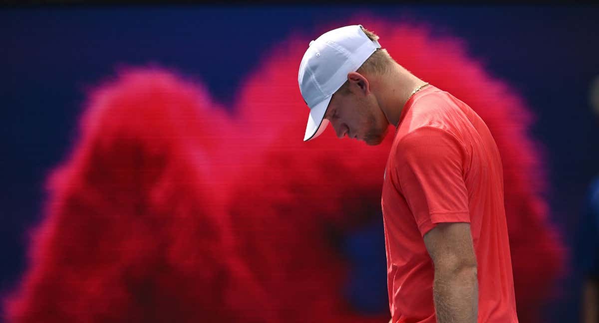 Alejandro Davidovich ha perdido la final de Delray Beach tras tener dos match points con 5-2 en el tercer set.  /EFE/EPA/LUKAS COCH