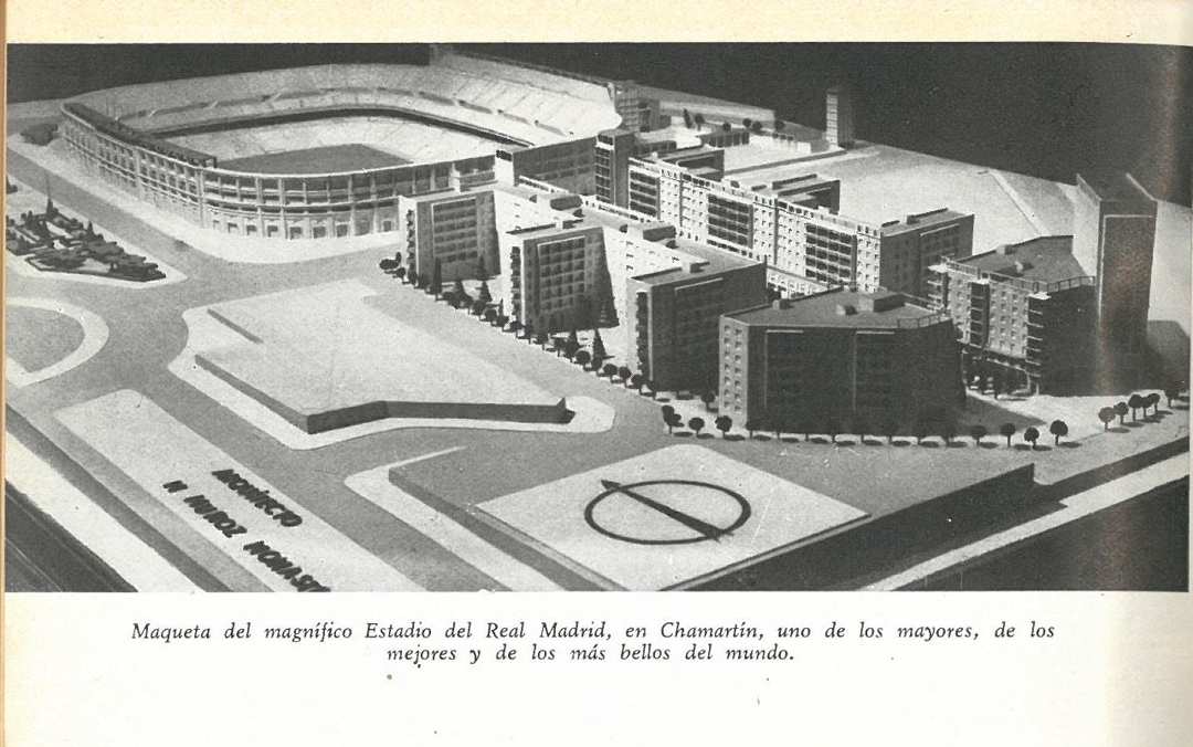 La maqueta del proyecto ganador para construir el nuevo Estadio de Chamartín ya incluía edificaciones junto al recinto.  Libro de Oro del Real Madrid CF (1902-1952).