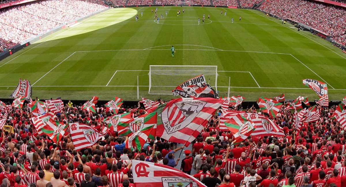 San Mamés, desde el fondo de animación./Athletic Club