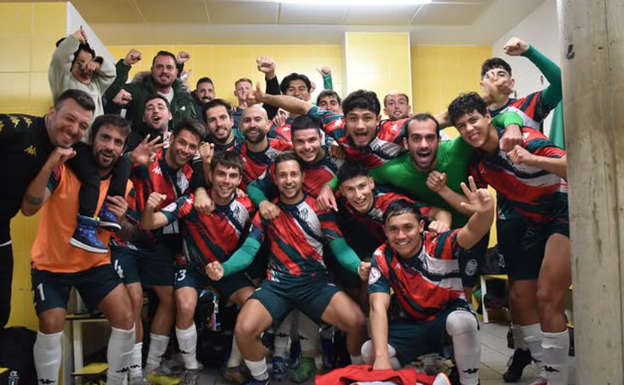 Jugadores de México FC celebran una victoria. MEXICOFC.