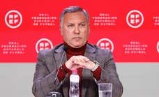 La crónica de la semana más convulsa de la historia del arbitraje español es de sucesos: huelga, investigaciones y hasta el acoso a una niña de 13 años