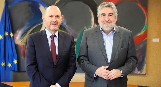 El Gobierno recoge cable con Louzán: «Uribes está muy contento con mi situación, ya no hay impedimento»