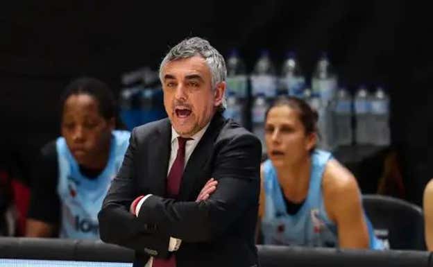 Mario López, exentrenador del Gernika, condenado a 13 años y medio de cárcel por agresión sexual a una jugadora menor