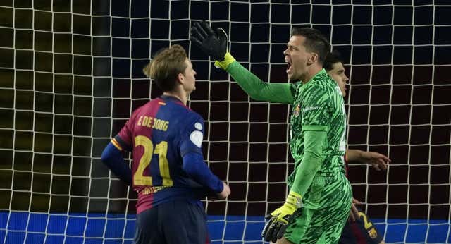 Si el Barça quiere ganar títulos debe dejar de ser el Barça