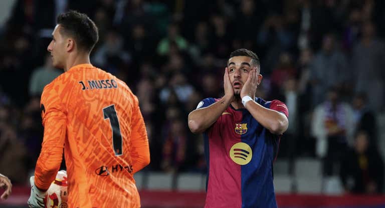 Ferran Torres salió de inicio, tuvo un par de buenas ocasiones pero no logró marcar.