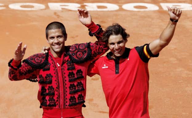 Fernando Verdasco y Rafael Nadal, durante las semis de la Copa Davis 2011 en Córdoba.  EFE/Rafa Alcaide