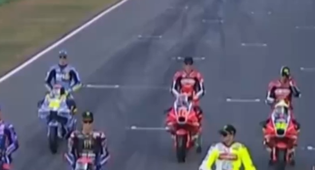 Los pilotos se hicieron la foto de la temporada sin Jorge Martín. El campeón no faltaba desde 1964.