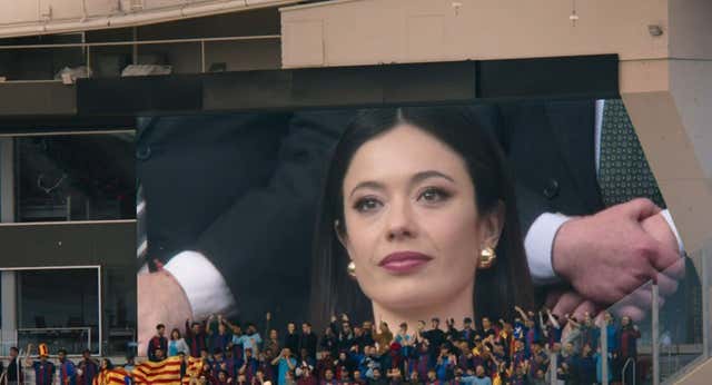 Amazon Prime fantasea con los pitos al himno de España en la nueva serie de Anna Castillo: «No me compares un Madrid-Osasuna con un Barça-Girona»