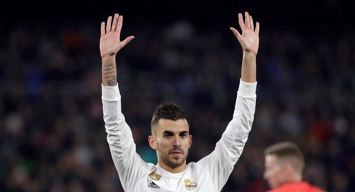 Dani Ceballos pide perdón al Benito Villamarín tras marcarle un gol al Betis./Vocento