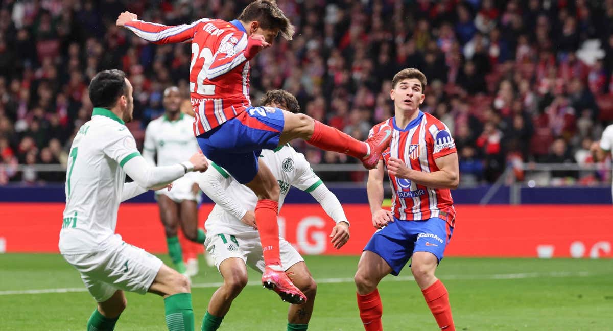 Imagen de un Getafe - Atlético de esta temporada. /EFE