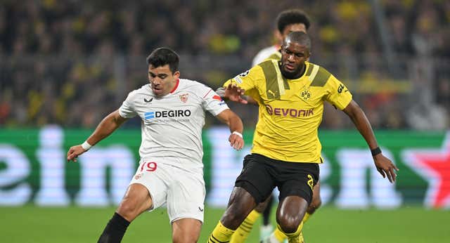 Un mítico de la Bundesliga se estrena con un golazo de chilena y deja atónito al Castilla de Raúl