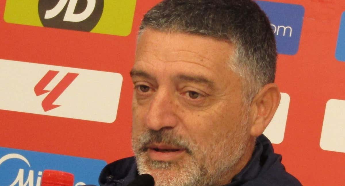 El entrenador del Sevilla, Xavier García Pimienta.