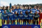 La foto esperpéntica del segundo equipo de fútbol femenino más importante de Galicia: «Vivimos nueve en un piso durante dos meses»