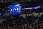 El PSV da ejemplo tras el 1-7 del Arsenal y se gasta más de 200.000 euros en sus aficionados: «Había que hacer algo»