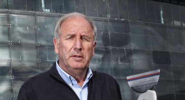 A Carles Rexach no le cuadran los pagos del Barça por debajo de la mesa a Guayre: «Eso podía suceder décadas atrás»