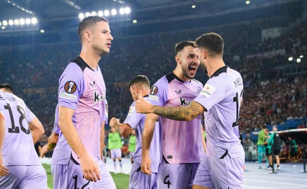 Paredes y Nuñez celebran el gol anotado en Roma en septiembre. Athletic Club
