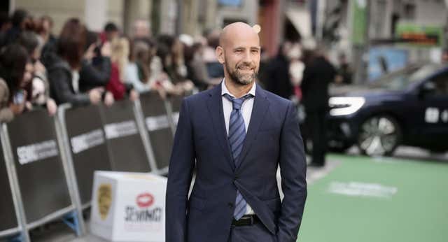 Gonzalo Miró pone el grito en el cielo y no entiende lo del penalti de Julián: “Esto no lo he visto en mi vida”