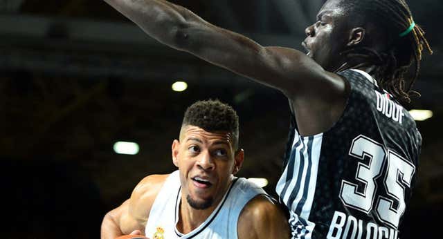 El Real Madrid salva su primera ‘final’ en la Euroliga ante el Virtus Bolonia