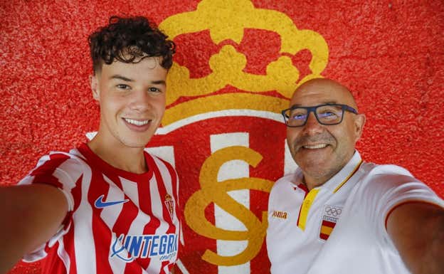 Marcelino Torrontegui junto a su hijo Samuel.