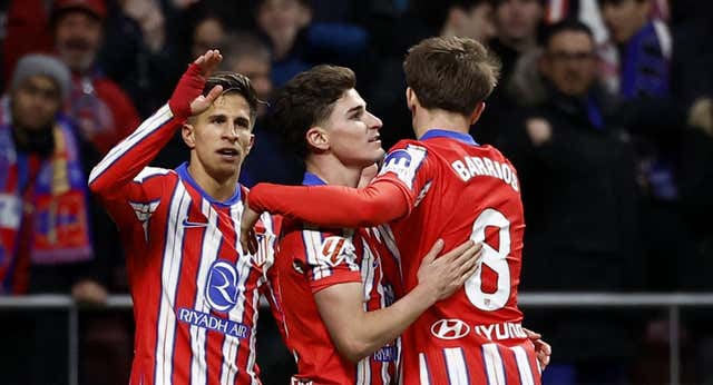 Giuliano Simeone y Julián Alvarez fueron los únicos capaces de activar al Metropolitano