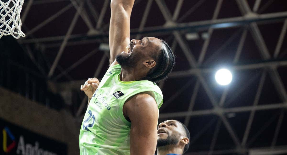 Jabari Parker, durante el partido./X