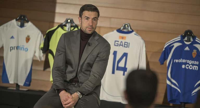 Gabi, en su presentación con el Real Zaragoza.