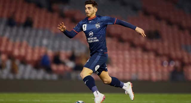 Joshua Cavallo, el futbolista que sigue recibiendo amenazas de muerte cuatro años después de revelar su homosexualidad
