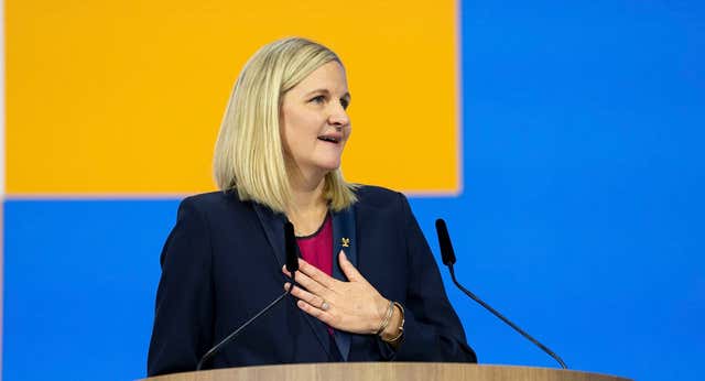 Mujer, africana y deportista: Kirsty Coventry cambia la historia del COI