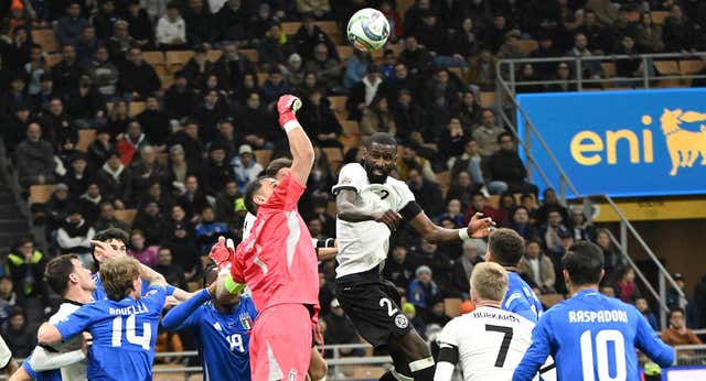 Alemania también carbura sin Toni Kroos y da un cabezazo a la eliminatoria en San Siro