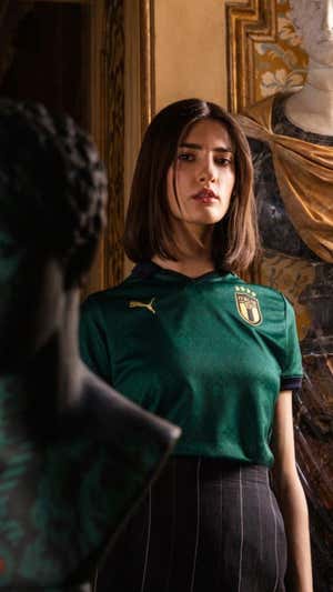 Tercera camiseta de Puma x Italia.  FIGC
