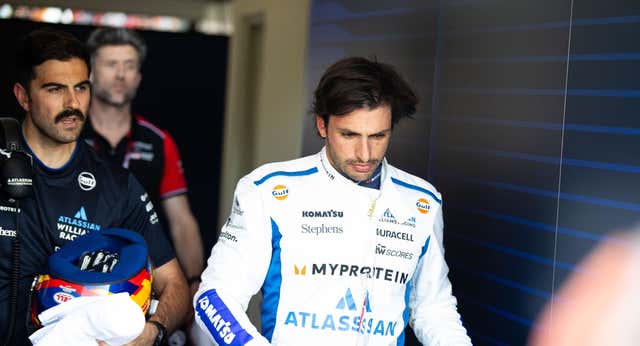 Carlos Sainz sigue sin domar el Williams y repite un sábado para el olvido: ‘Haciendo cambios tan grandes empiezas perdido’