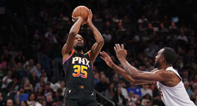 Kevin Durant, la estrella dormida de la NBA, despierta a tiempo e intimida a sus rivales mientras aviva la crisis de los Cavs del español Attkinson